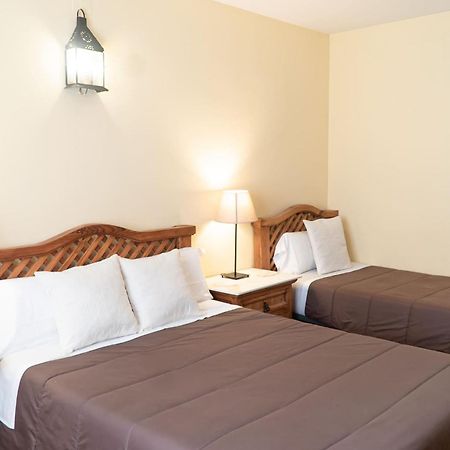 Hostal Posada Huecar クエンカ エクステリア 写真