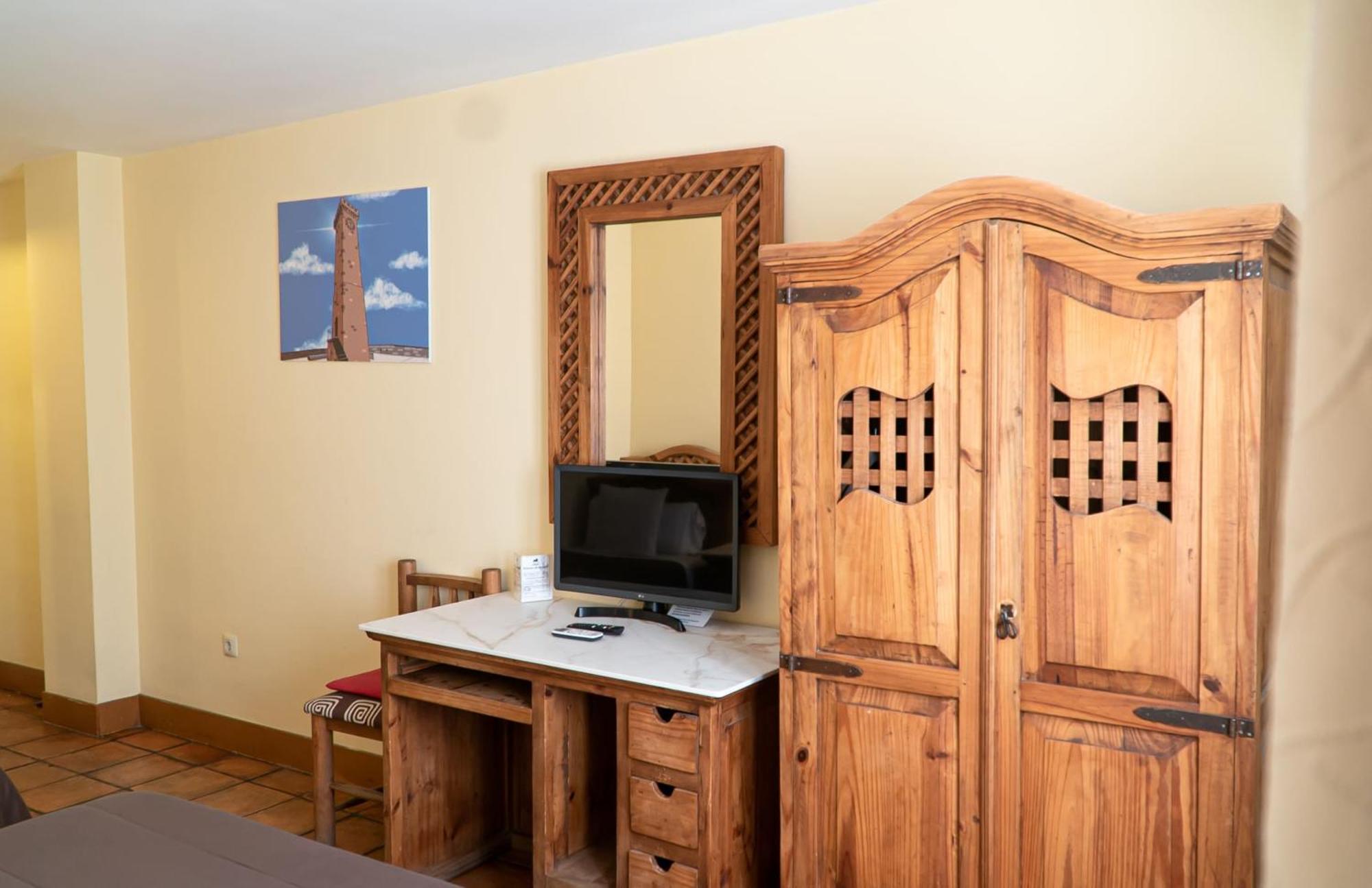 Hostal Posada Huecar クエンカ エクステリア 写真