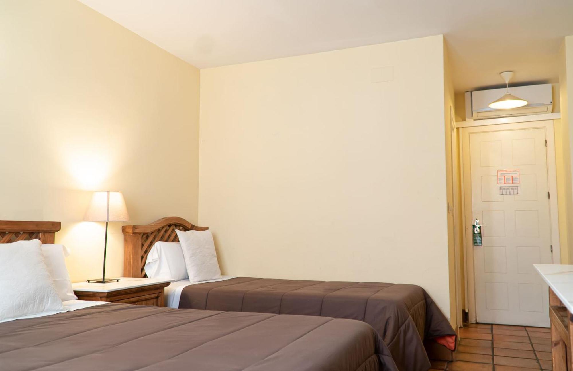 Hostal Posada Huecar クエンカ エクステリア 写真