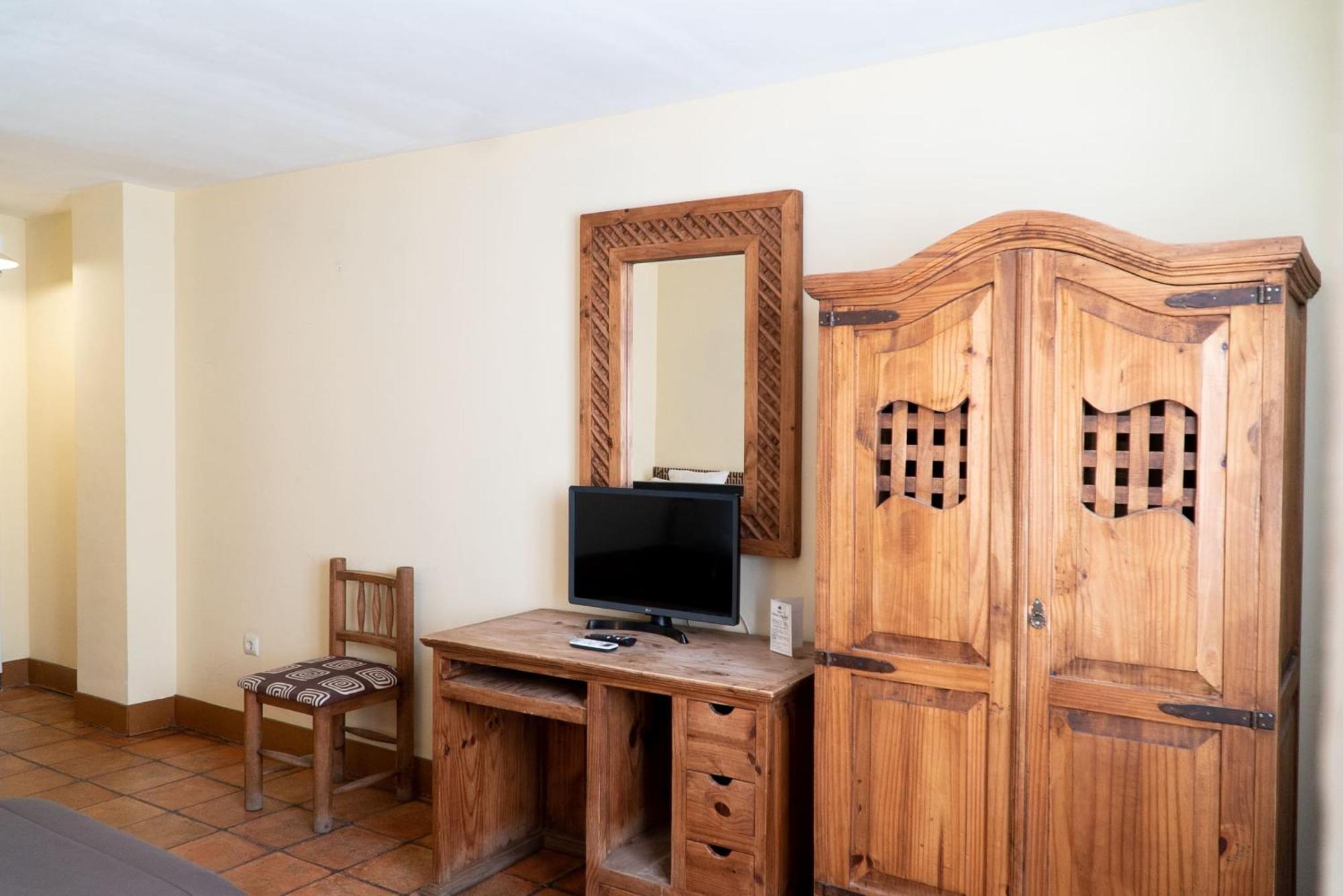 Hostal Posada Huecar クエンカ エクステリア 写真