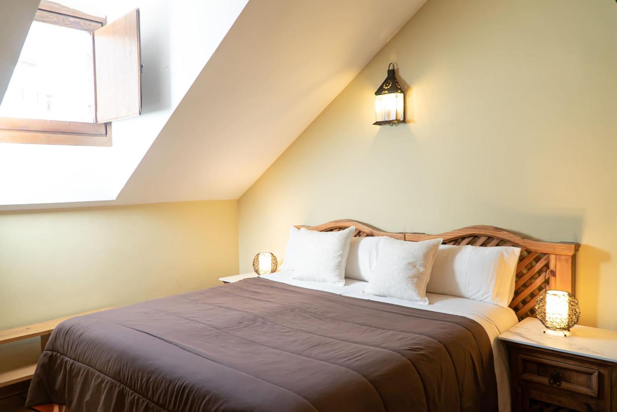 Hostal Posada Huecar クエンカ エクステリア 写真