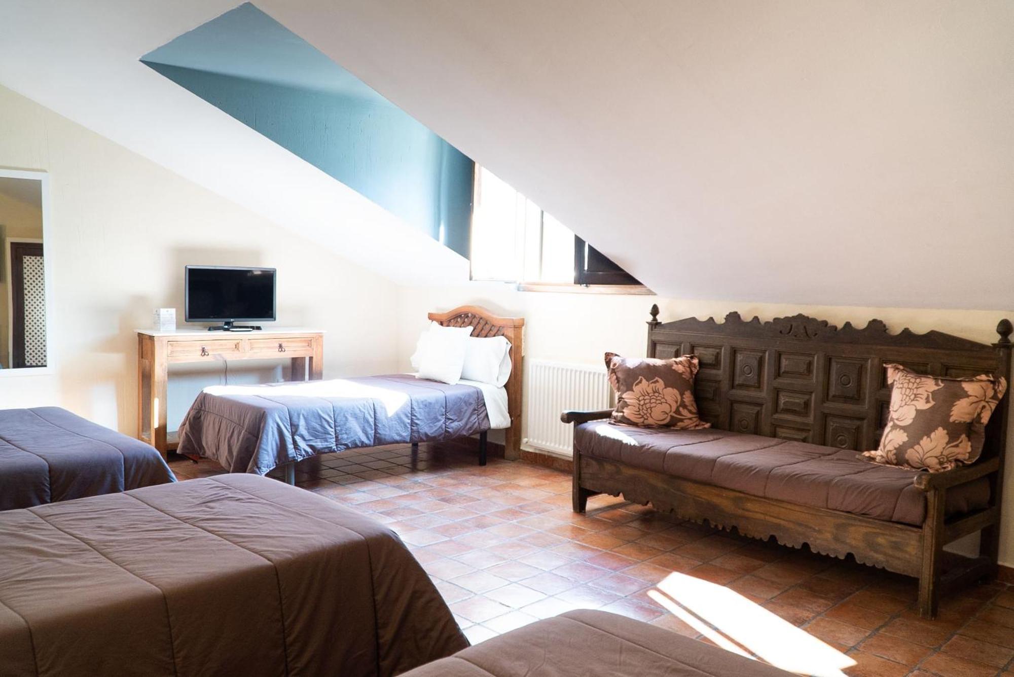 Hostal Posada Huecar クエンカ エクステリア 写真