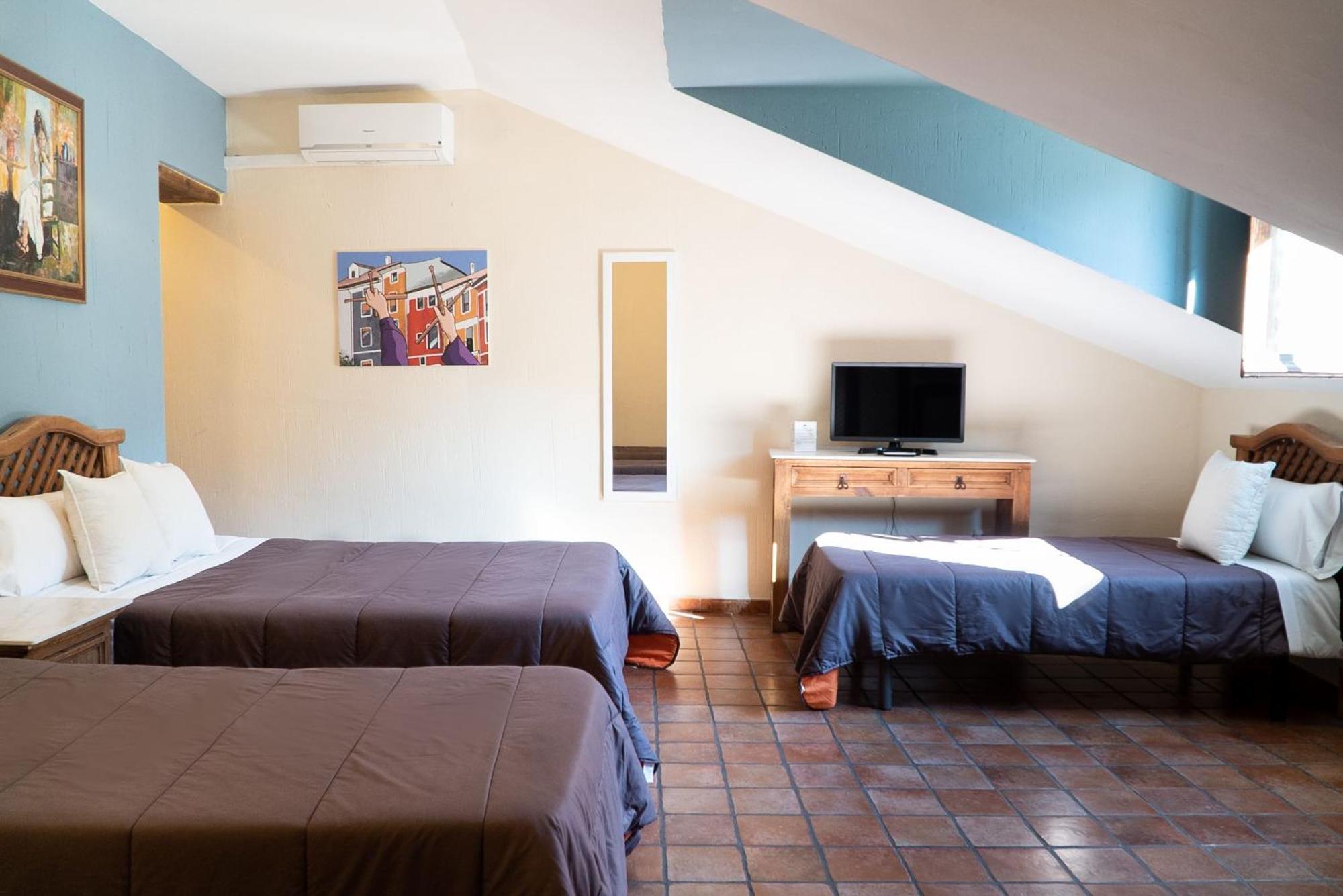 Hostal Posada Huecar クエンカ エクステリア 写真